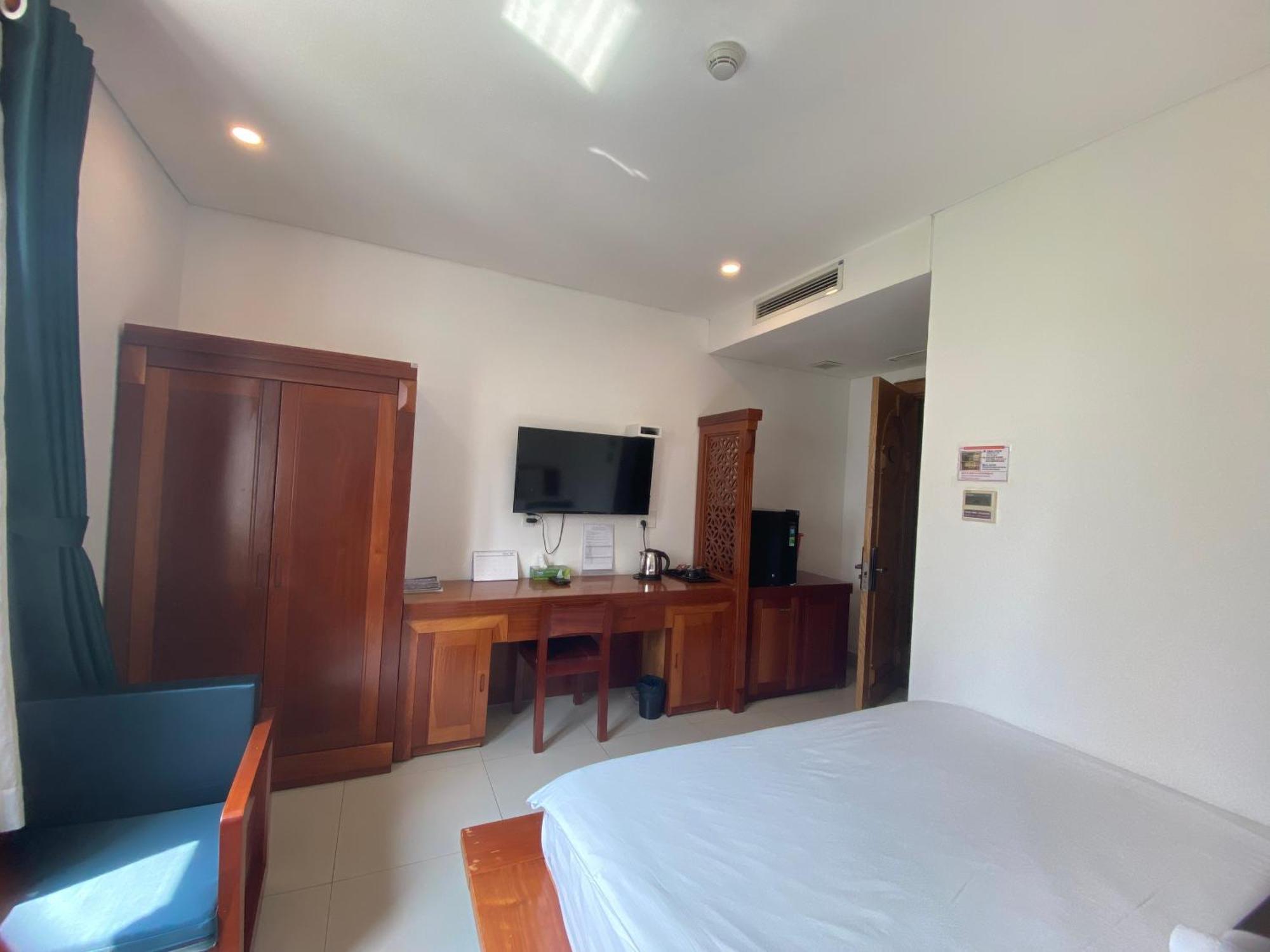 Twins Hotel 2*
